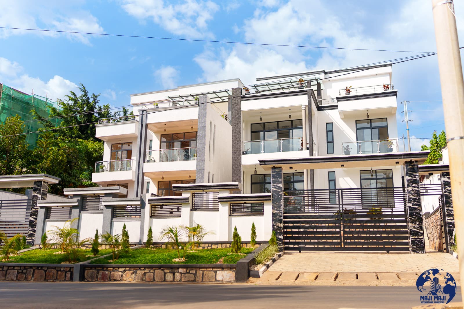 Modern Apartment Downtown